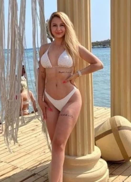 Beylikdüzü Escort Gizem İle Sıcak Bir Karşılama